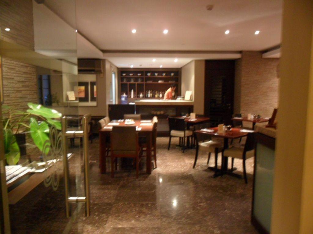 Amorsolo Mansion Hotel Manila Kültér fotó