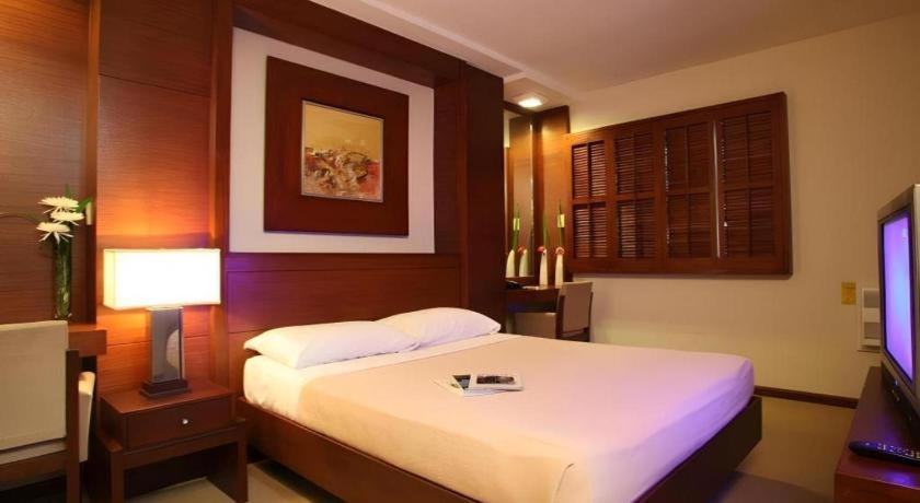 Amorsolo Mansion Hotel Manila Kültér fotó